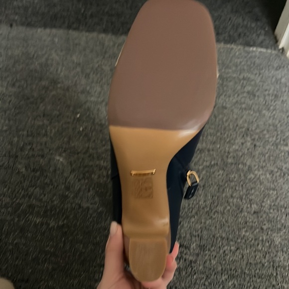 Gucci Hills Logo Bootie (Women) - Picture 4 of 9